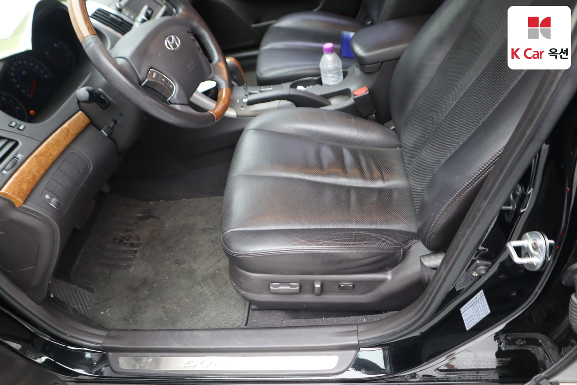 هيونداي سوناتا 2008 - صورة 18