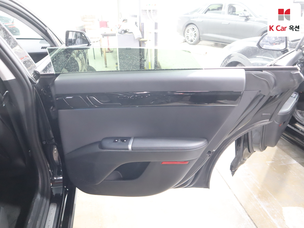 هيونداي أزيرا 2023 - صورة 28