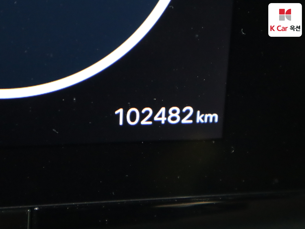 Hyundai AZERA 2023 - Image 4