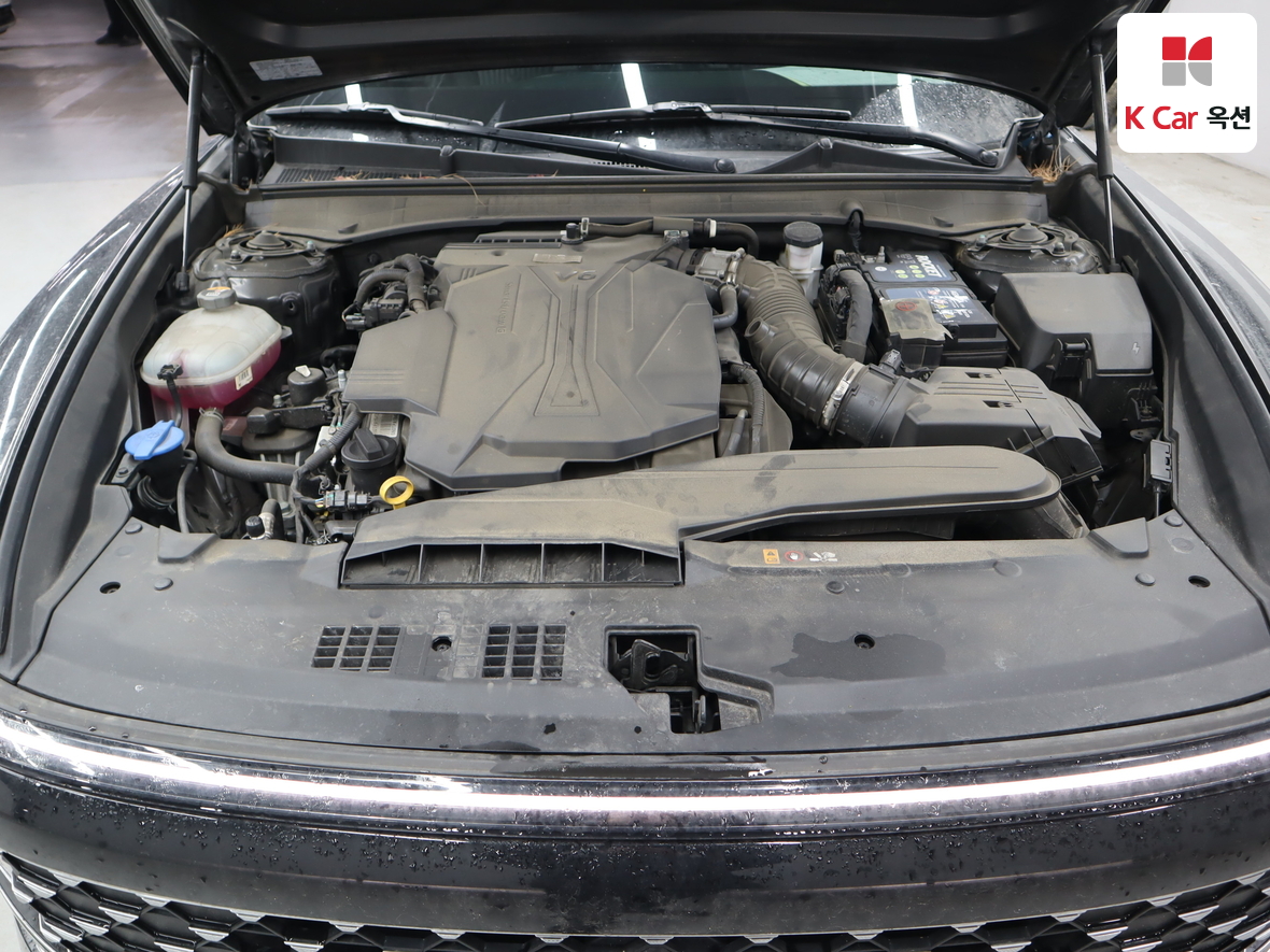 Hyundai AZERA 2023 - Image 33