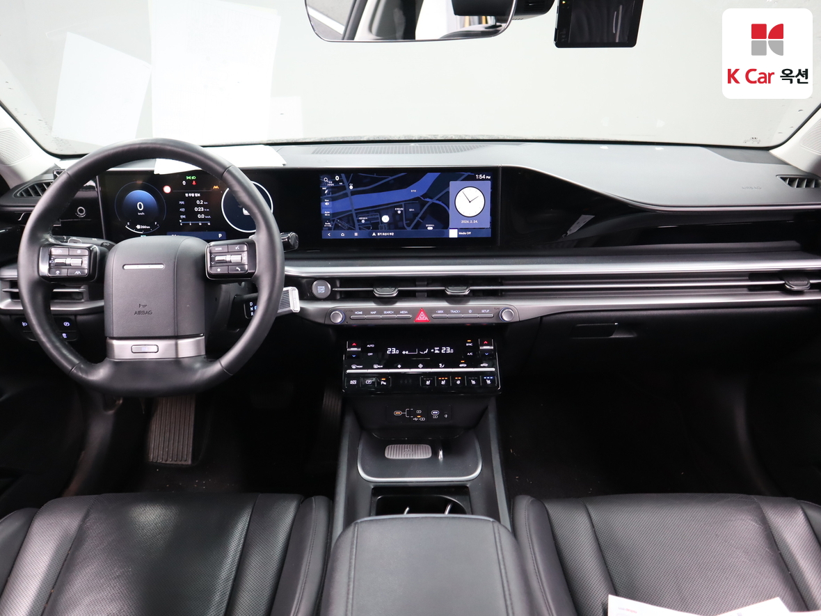 Hyundai AZERA 2023 - Image 3