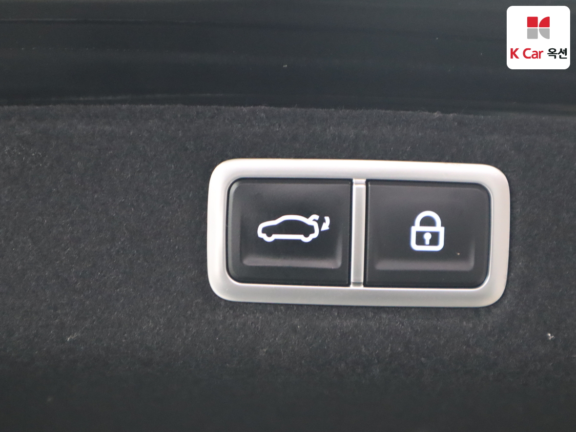 Hyundai AZERA 2023 - Image 26