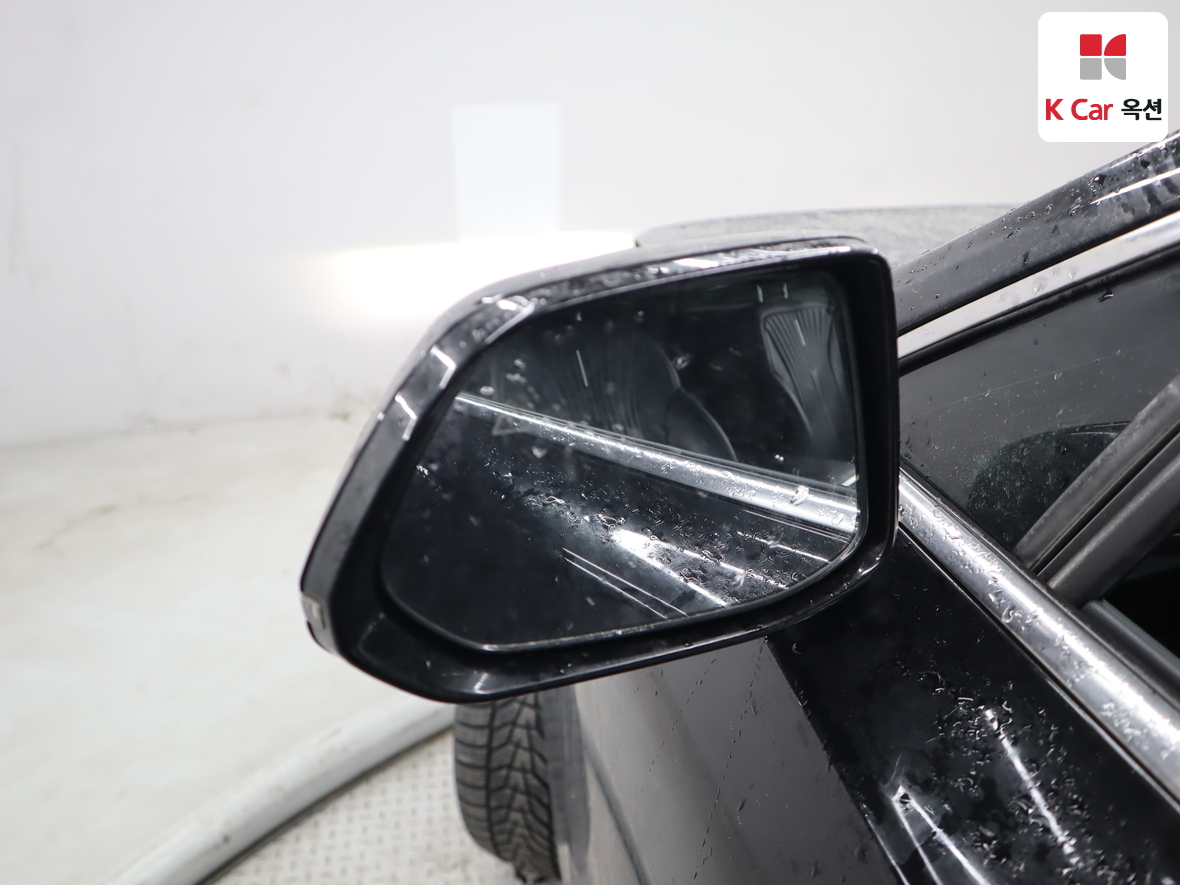 Hyundai AZERA 2023 - Image 21