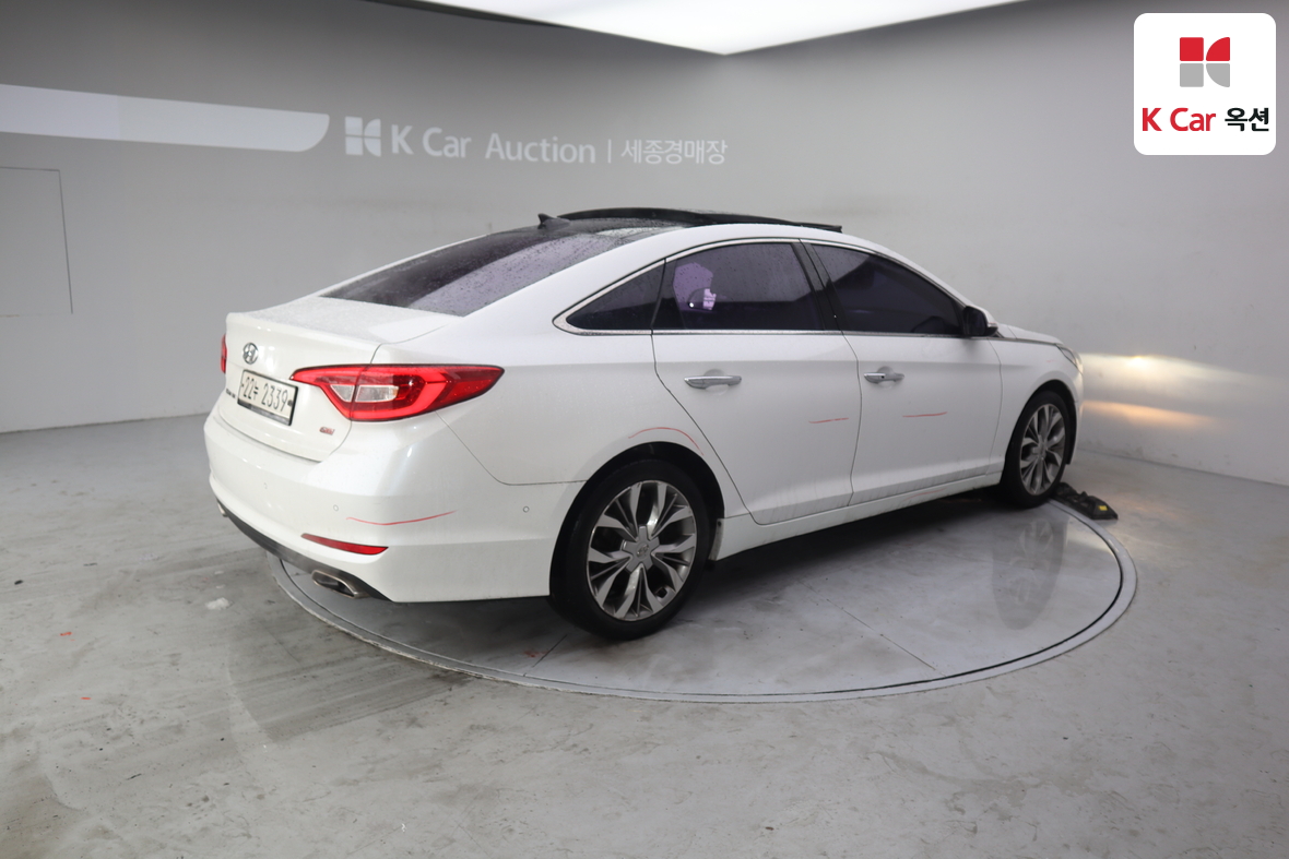 هيونداي سوناتا 2015 - صورة 2