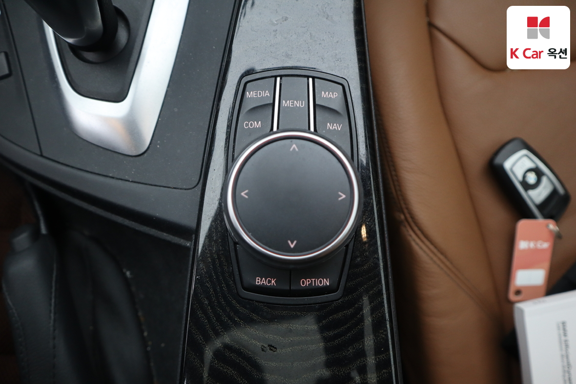 BMW 3 Series 2017 - Image 18