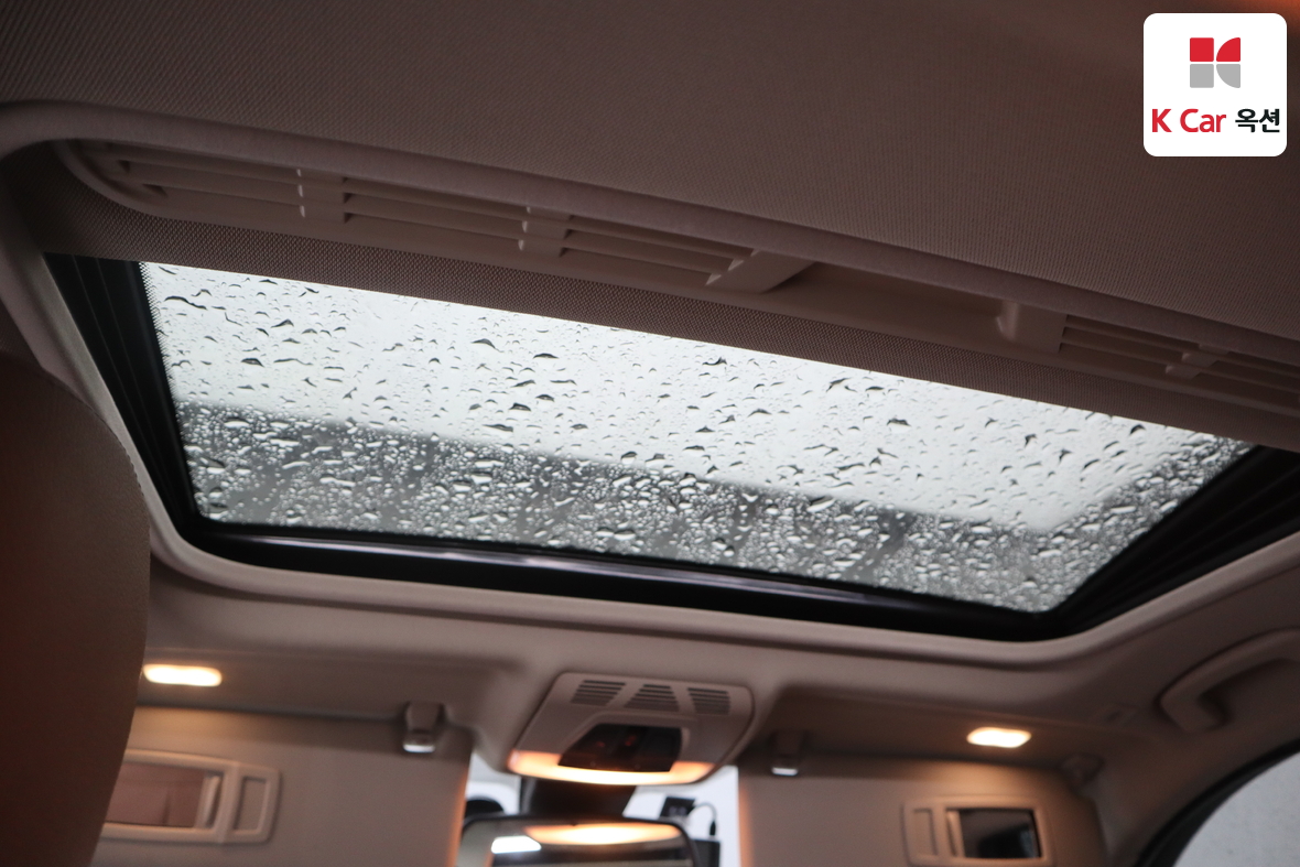 BMW 3 Series 2017 - Image 26