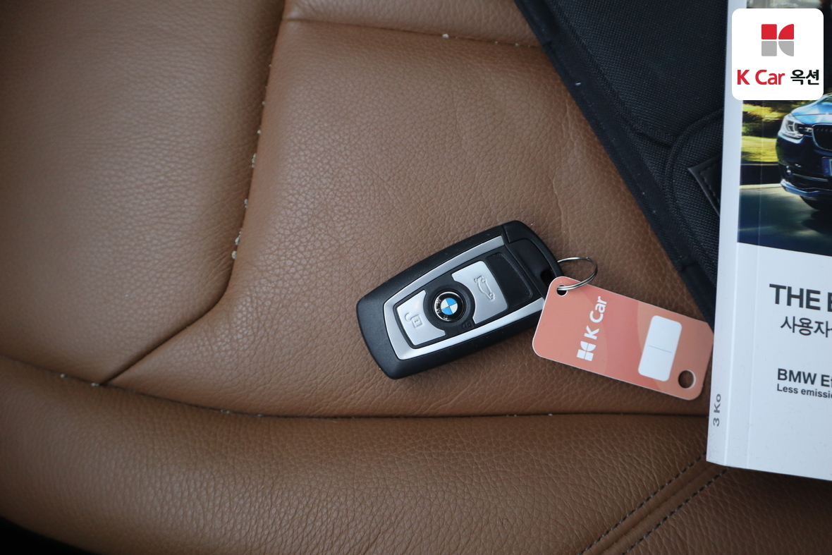 BMW 3 Series 2017 - Image 19