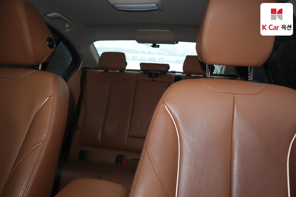 BMW 3 Series 2017 - Image 21