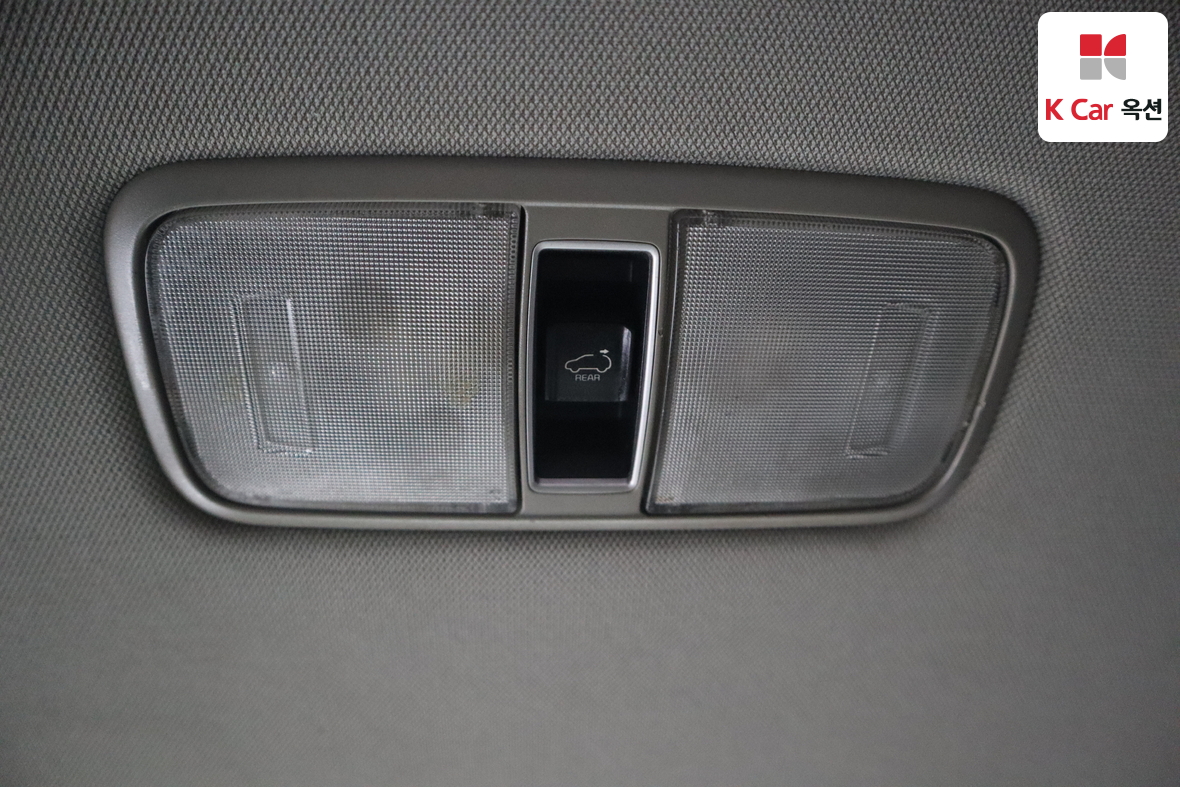 Kia New Carnival 2017 - Image 25