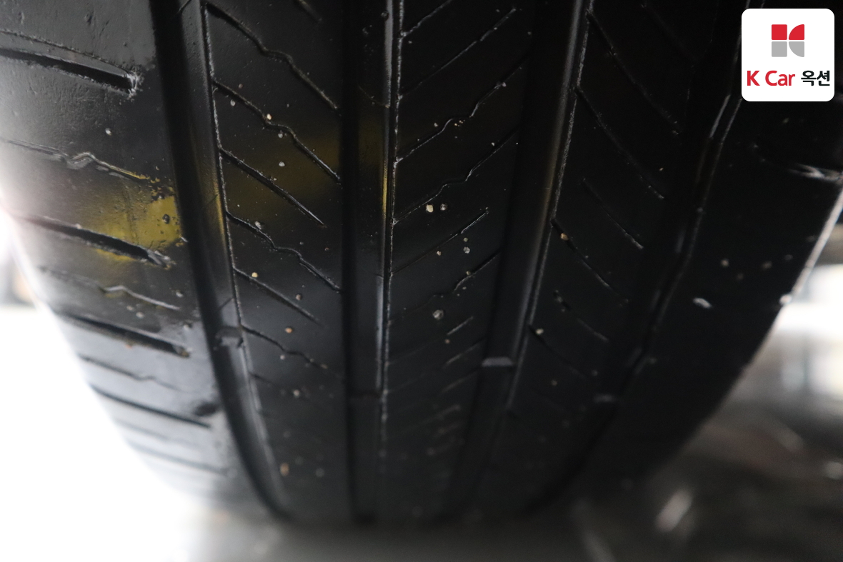 Kia New Carnival 2017 - Image 38