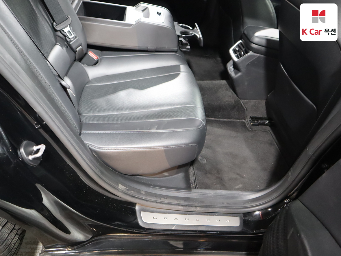 هيونداي أزيرا 2023 - صورة 29