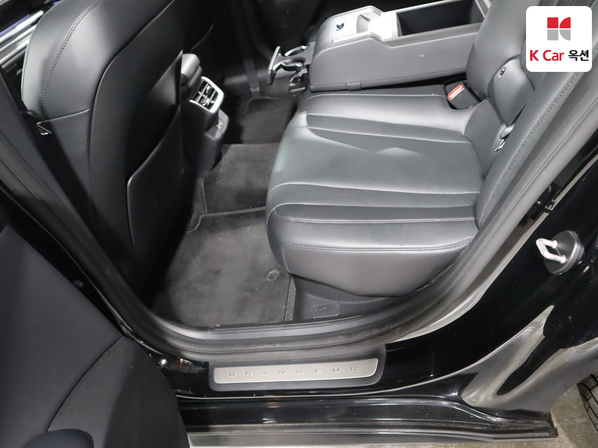 هيونداي أزيرا 2023 - صورة 23