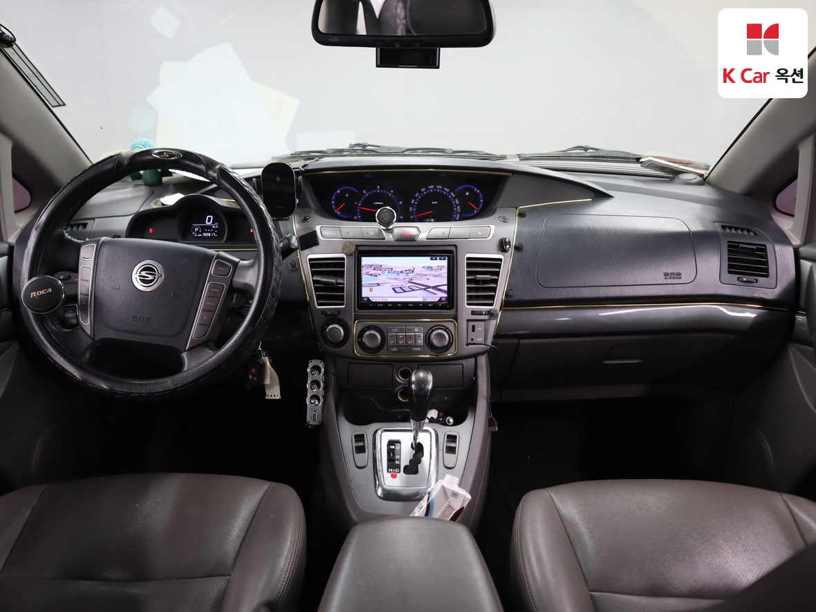 سانج يونج كوراندو توريزمو 2014 - صورة 3