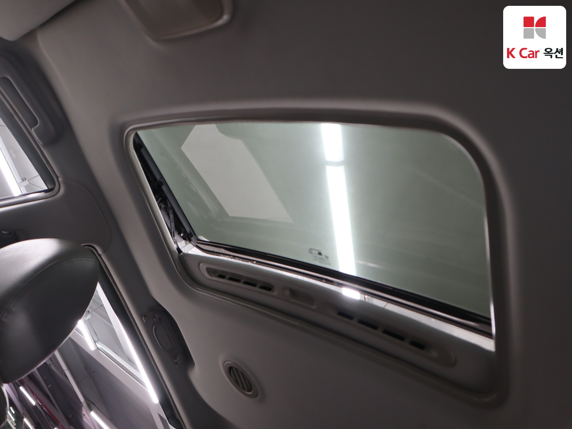 سانج يونج كوراندو توريزمو 2014 - صورة 22