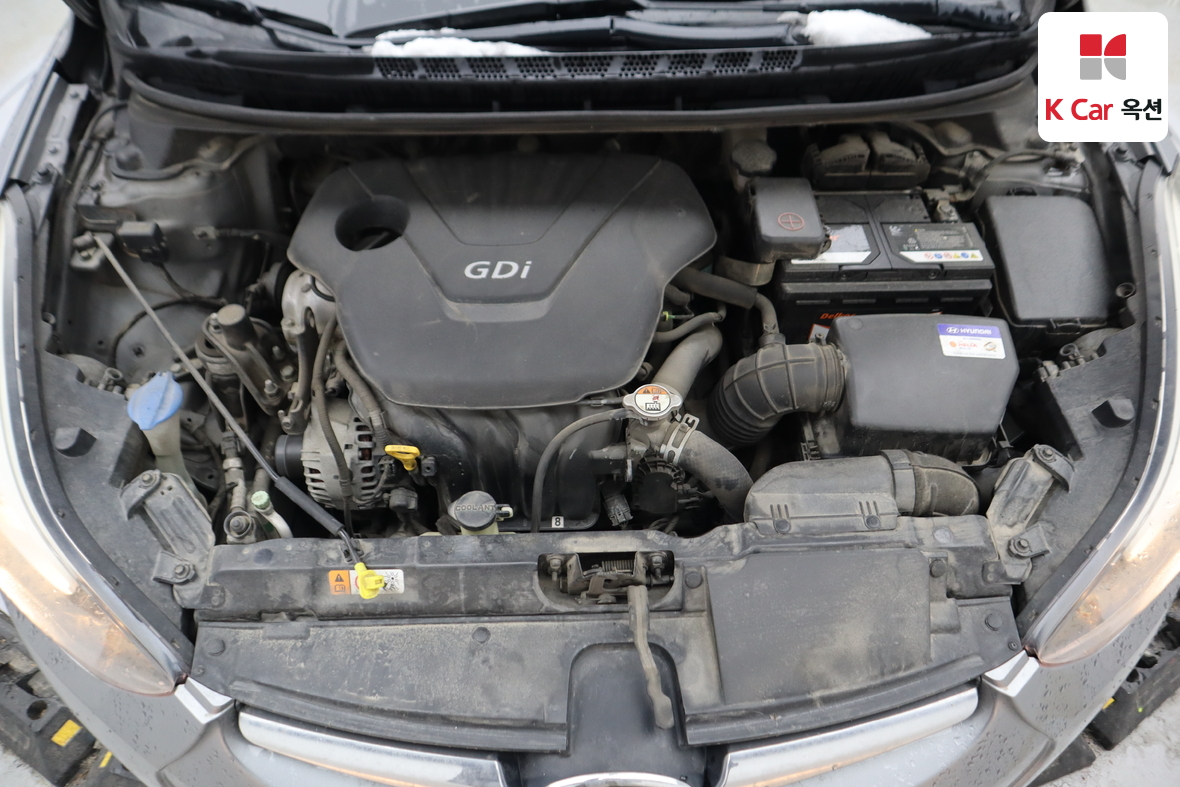 هيونداي إلانترا 2015 - صورة 32