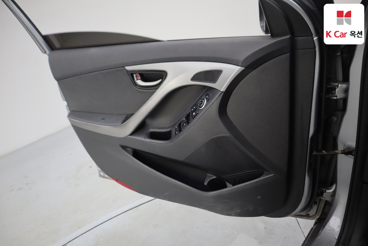 هيونداي إلانترا 2015 - صورة 8