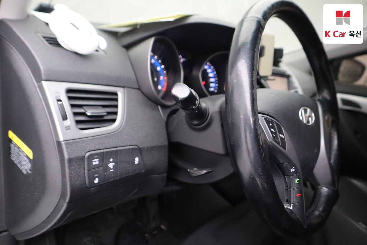 هيونداي إلانترا 2015 - صورة 9