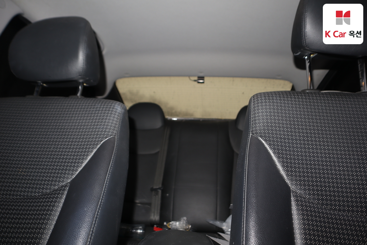 هيونداي إلانترا 2015 - صورة 18