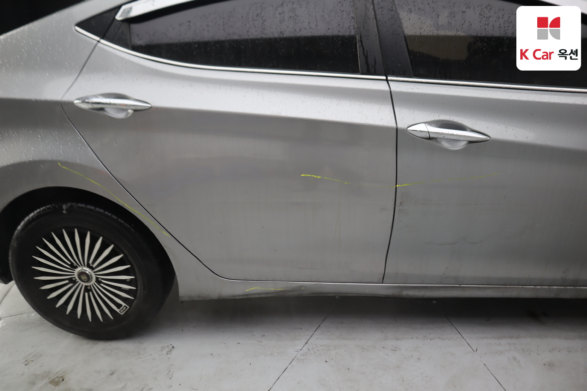 هيونداي إلانترا 2015 - صورة 35