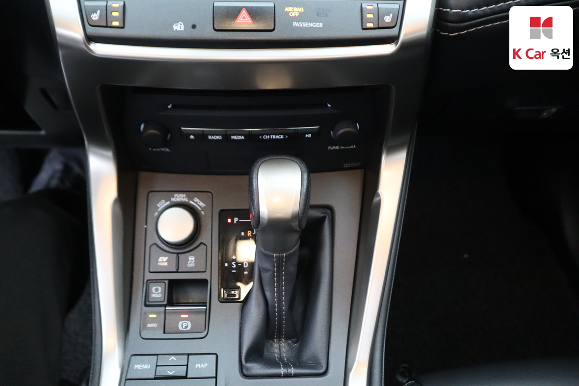 لكزس أخرى 2015 - صورة 17