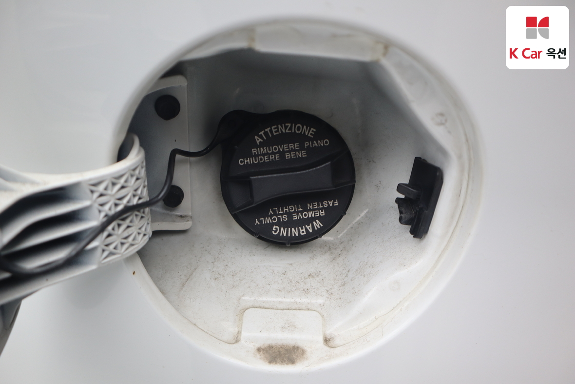 Hyundai Elantra 2011 - Image 22