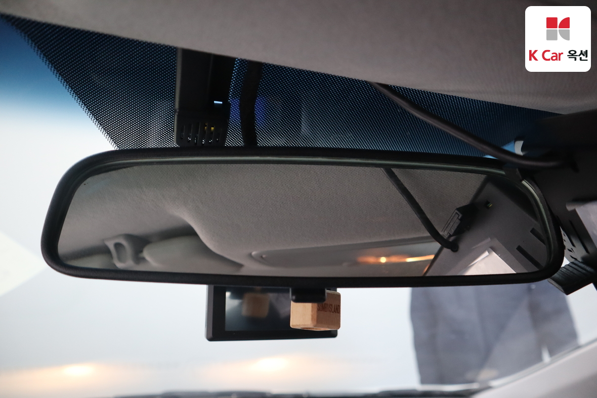 Hyundai Elantra 2011 - Image 12