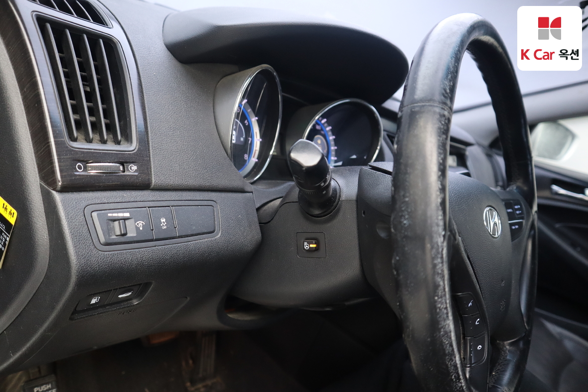 Hyundai Sonata 2013 - Image 9