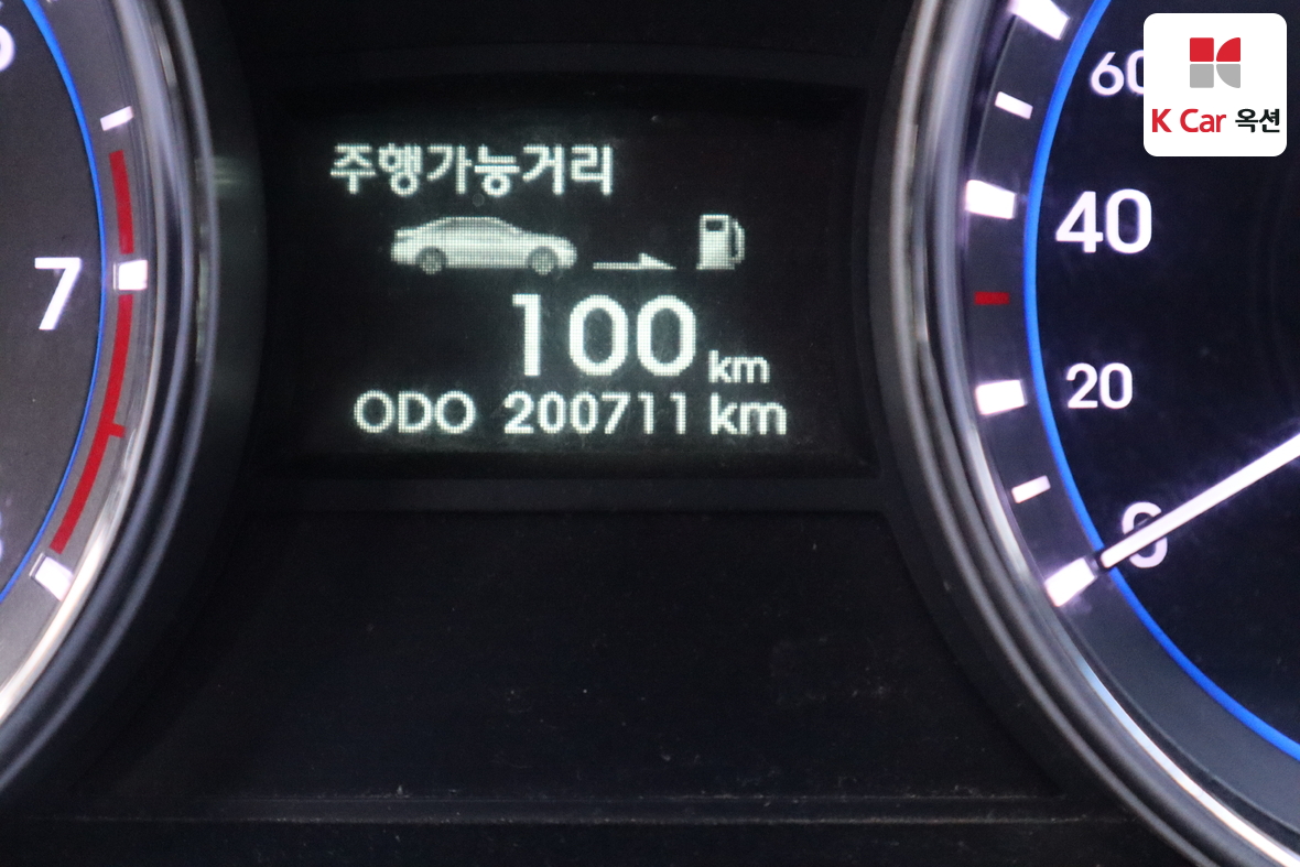 Hyundai Sonata 2013 - Image 4