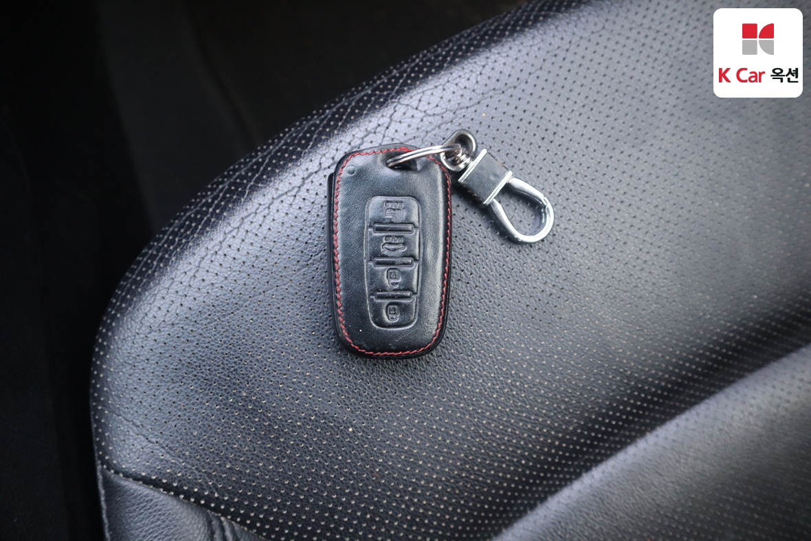 Hyundai Sonata 2013 - Image 17