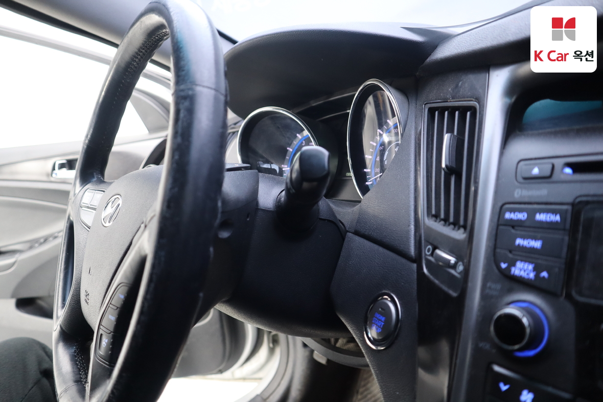 Hyundai Sonata 2013 - Image 11