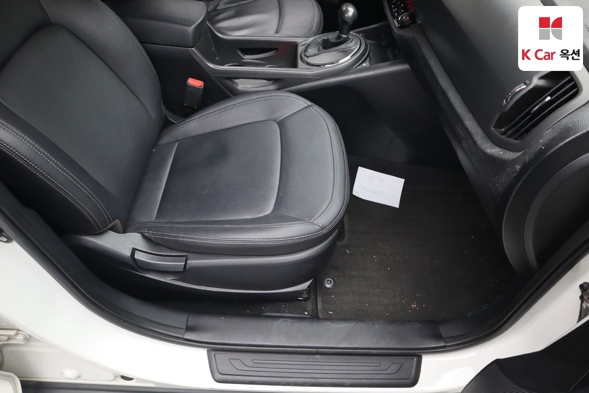 Kia Sportage 2012 - Image 31