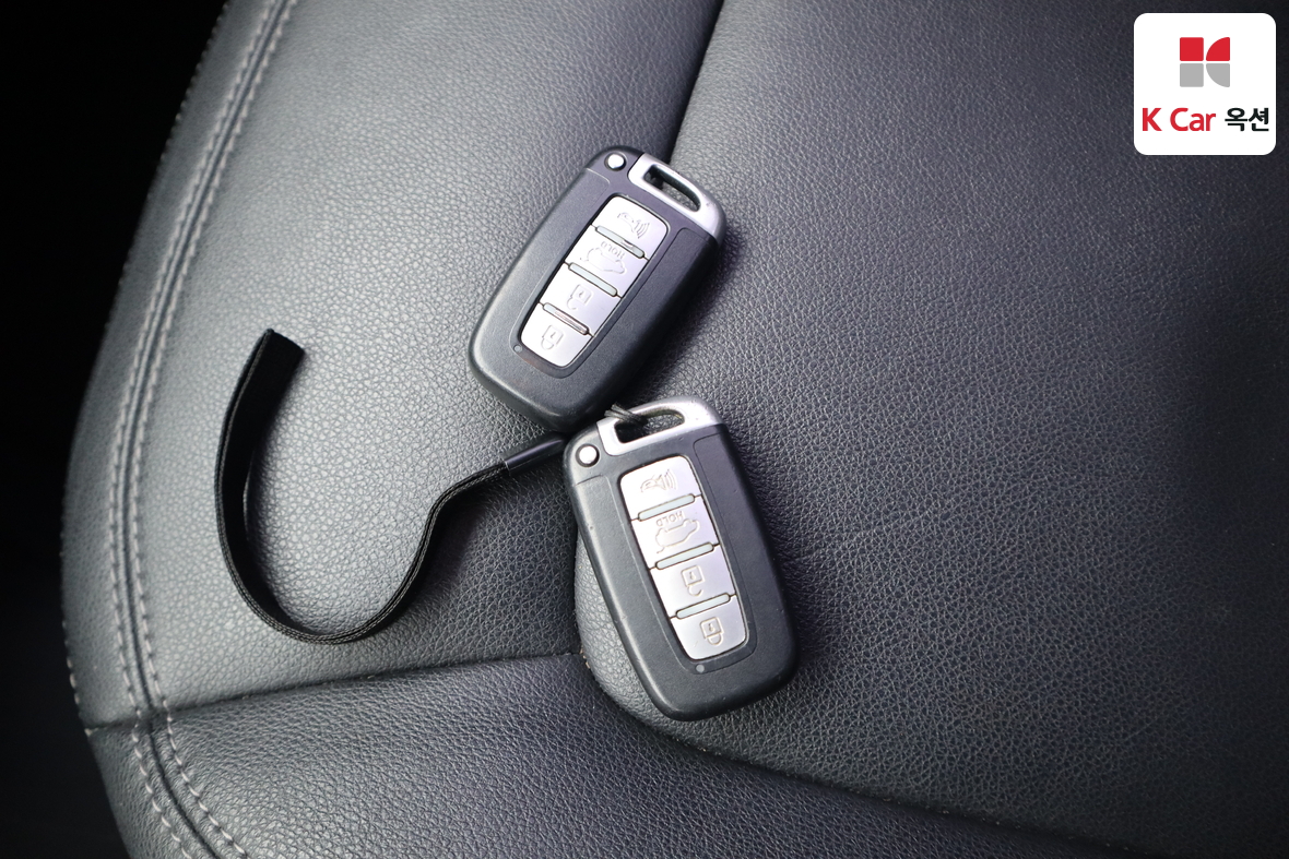 Kia Sportage 2012 - Image 17