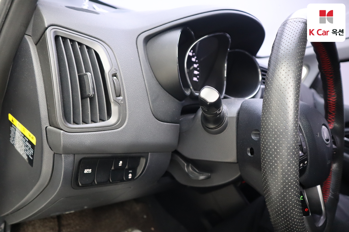 Kia Pride 2012 - Image 9