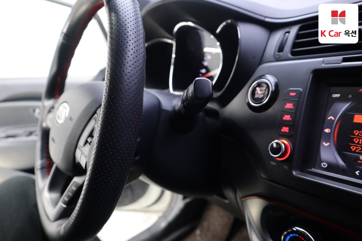 Kia Pride 2012 - Image 11