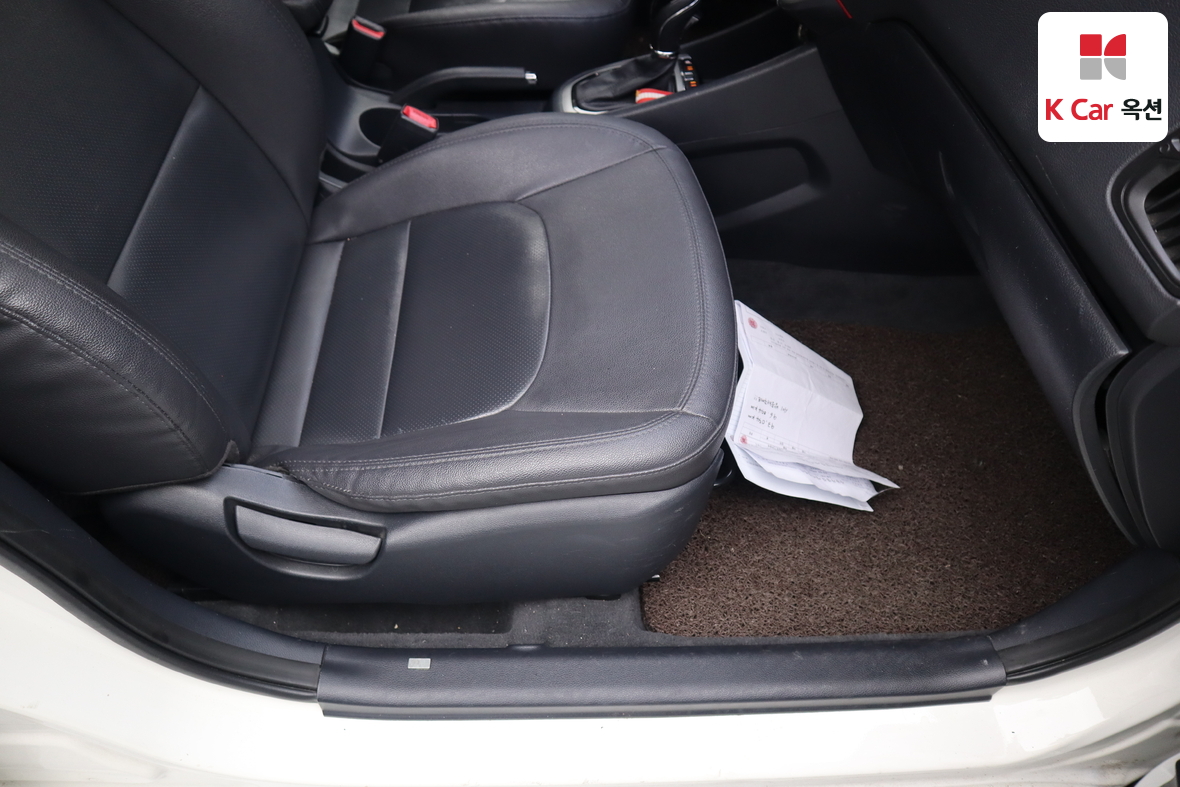 Kia Pride 2012 - Image 30