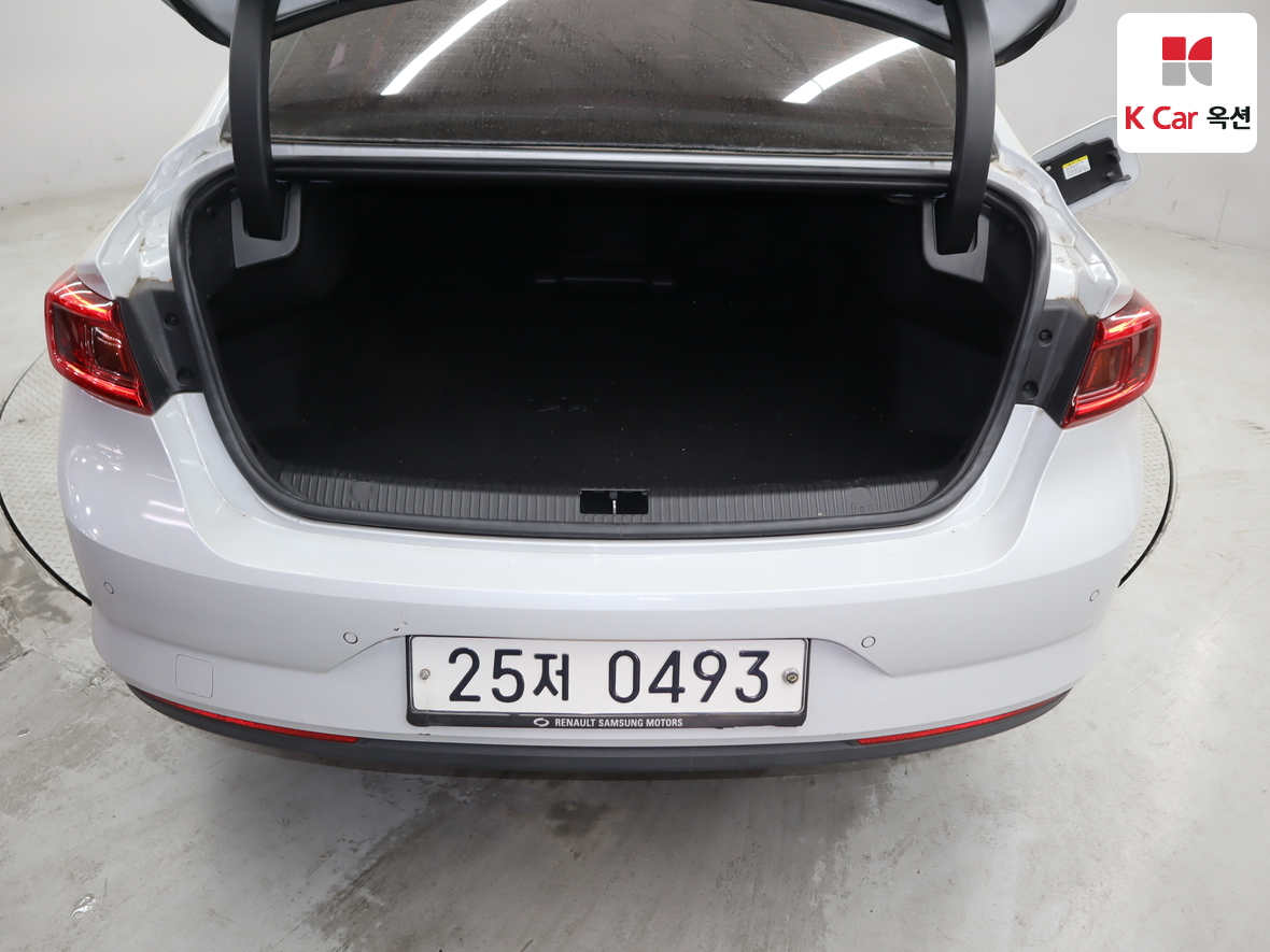 Renault Samsung SM6 2016 - Image 25