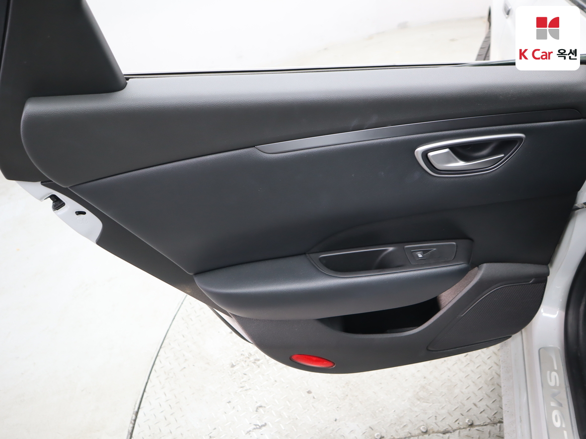 Renault Samsung SM6 2016 - Image 23