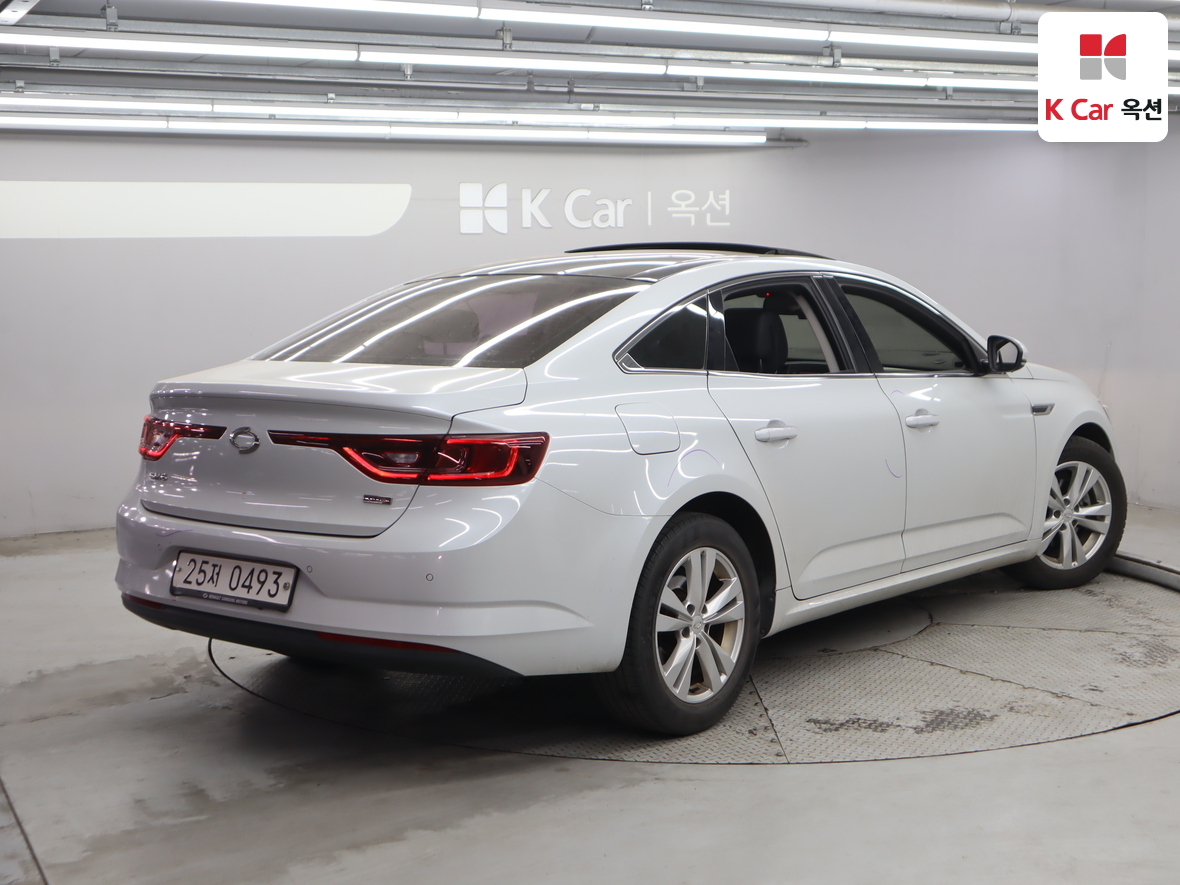 Renault Samsung SM6 2016 - Image 2