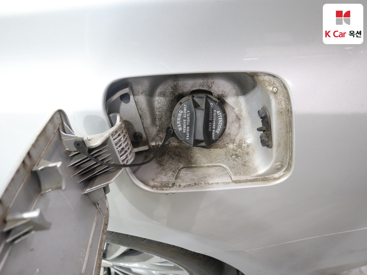 Hyundai AZERA 2014 - Image 23