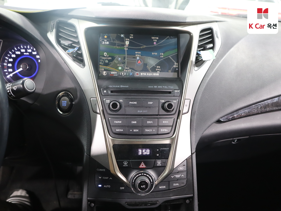 Hyundai AZERA 2014 - Image 6