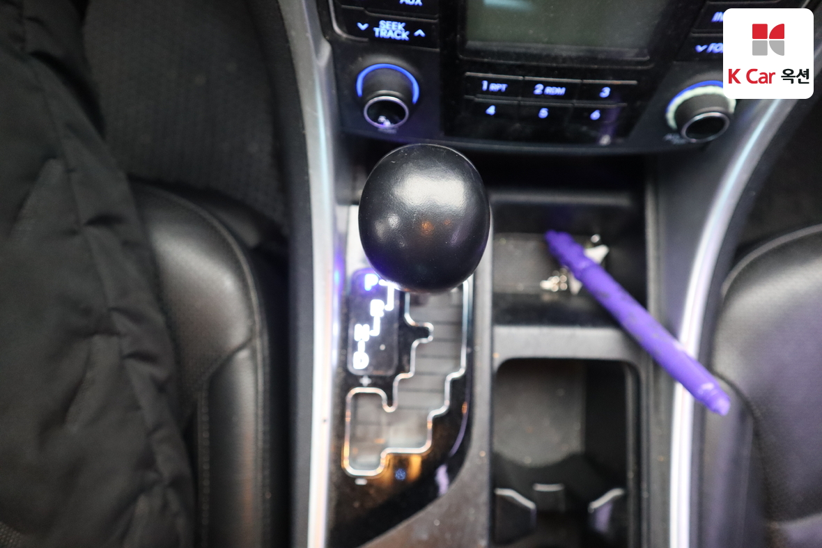 Hyundai Sonata 2010 - Image 16