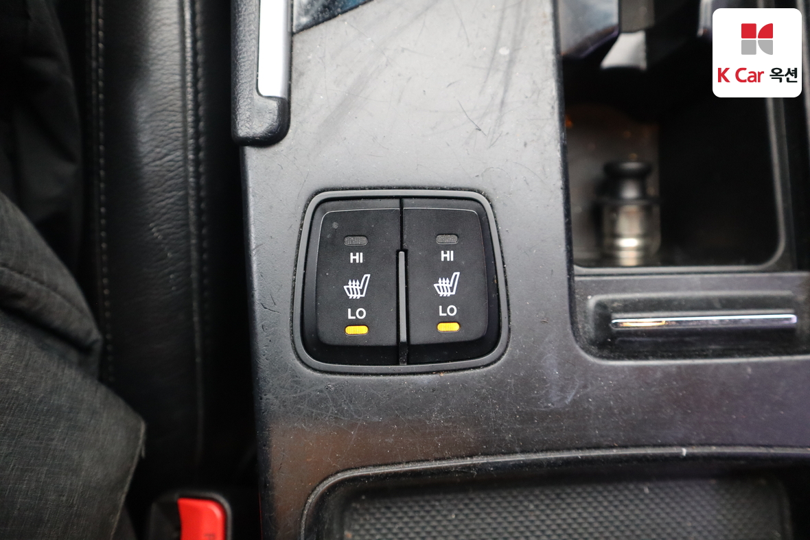 Hyundai Sonata 2010 - Image 17