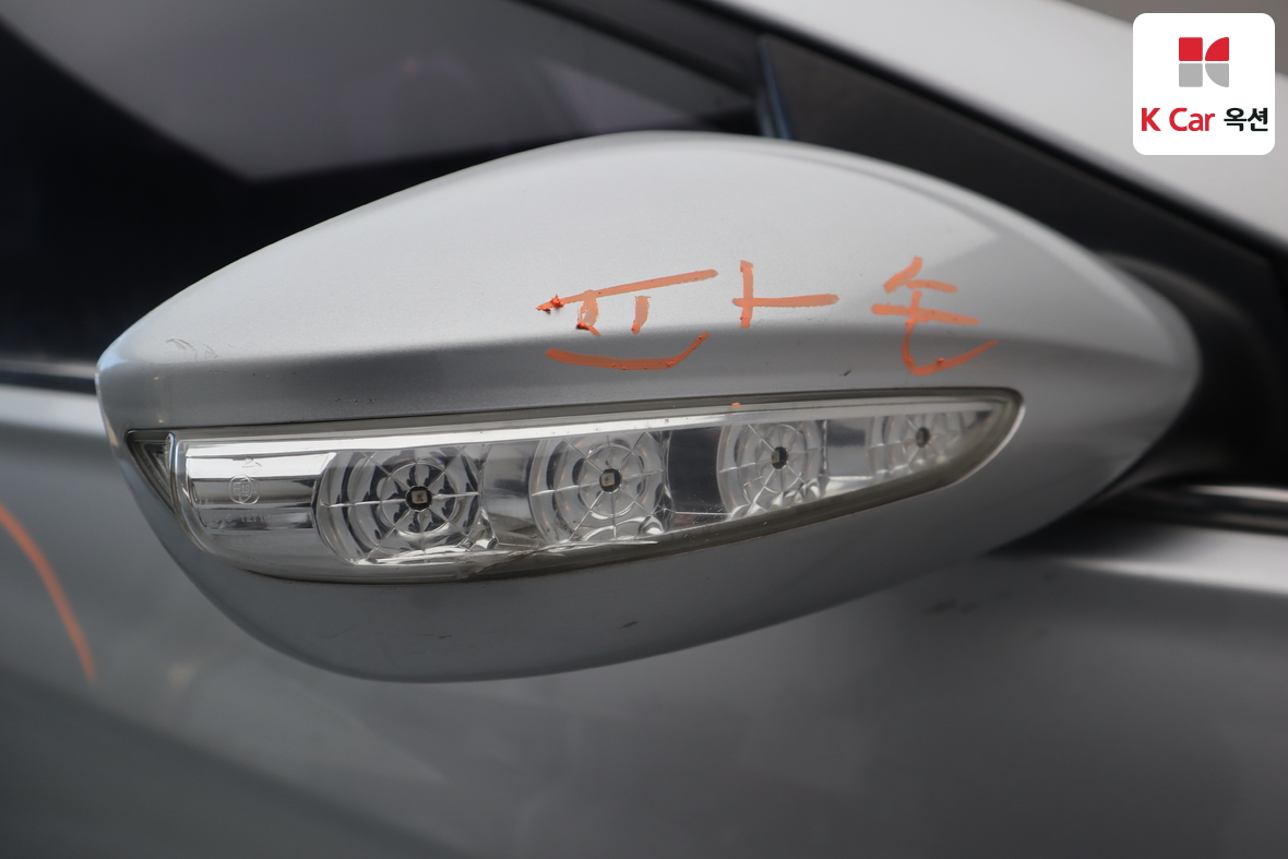 Hyundai Sonata 2010 - Image 36