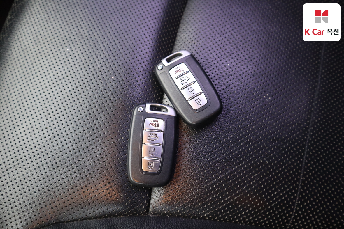 Hyundai Sonata 2010 - Image 18