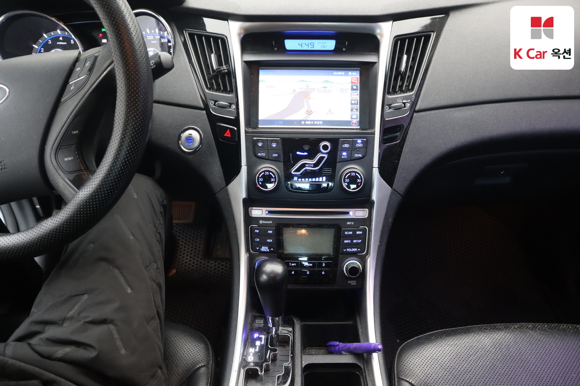 Hyundai Sonata 2010 - Image 6