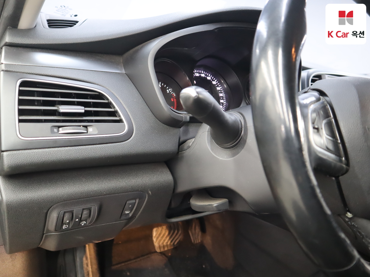 르노삼성자동차 SM6 2016 - 이미지 9