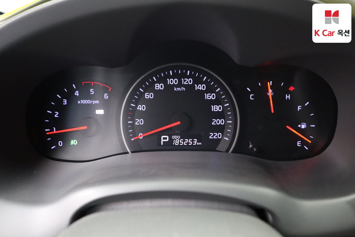 كيا كارنيفال 2013 - صورة 5