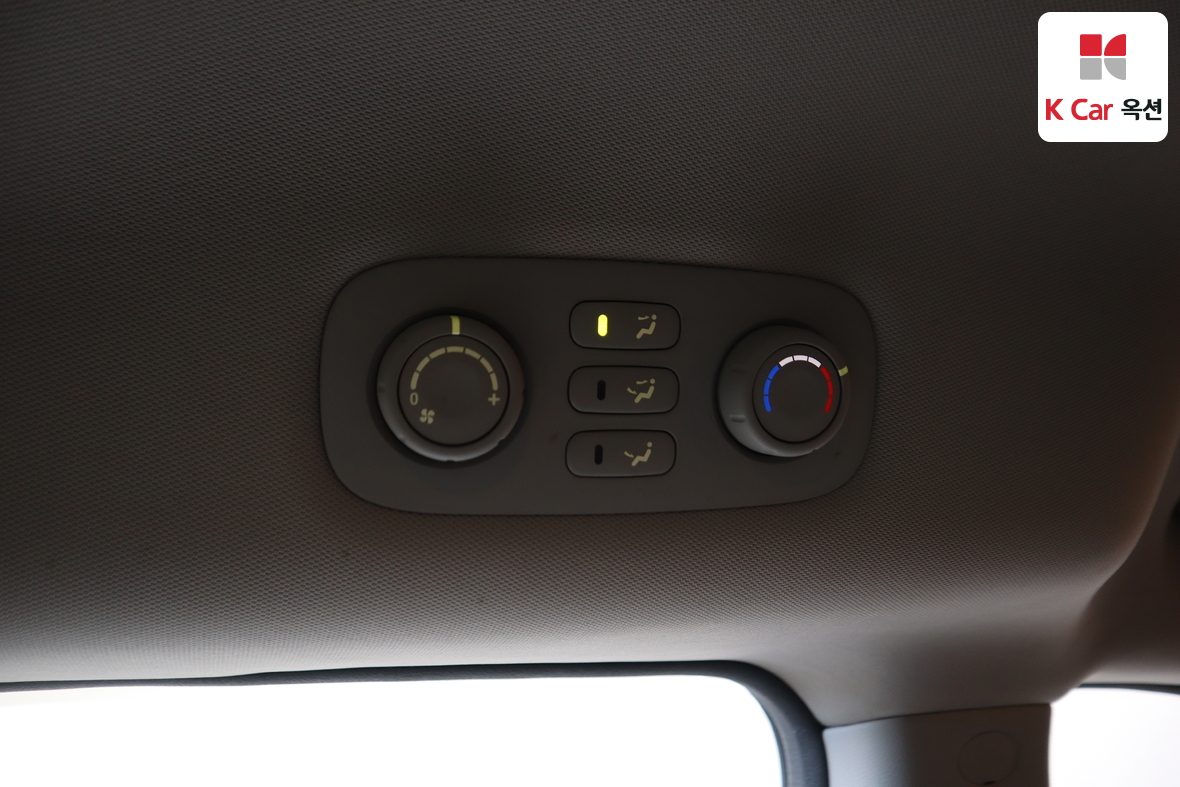 كيا كارنيفال 2013 - صورة 21