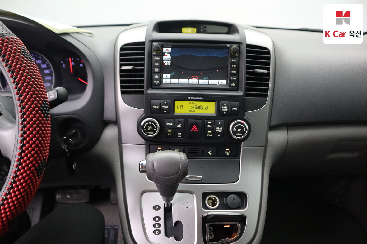 كيا كارنيفال 2013 - صورة 6