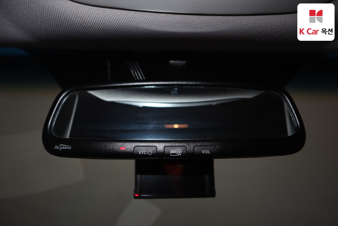 كيا كارنيفال 2013 - صورة 12